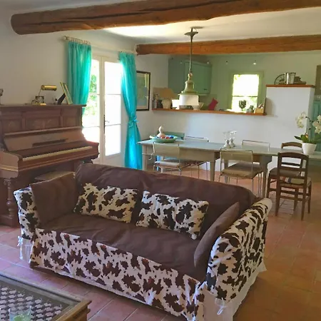 Country-side Holiday In With Swimming Pool *